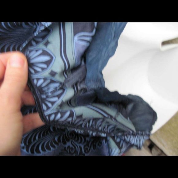 Nanette Lepore 2 Blue Open Chest Accent Blouse Silk Short Sleeve Zipper Back - Picture 6 of 16